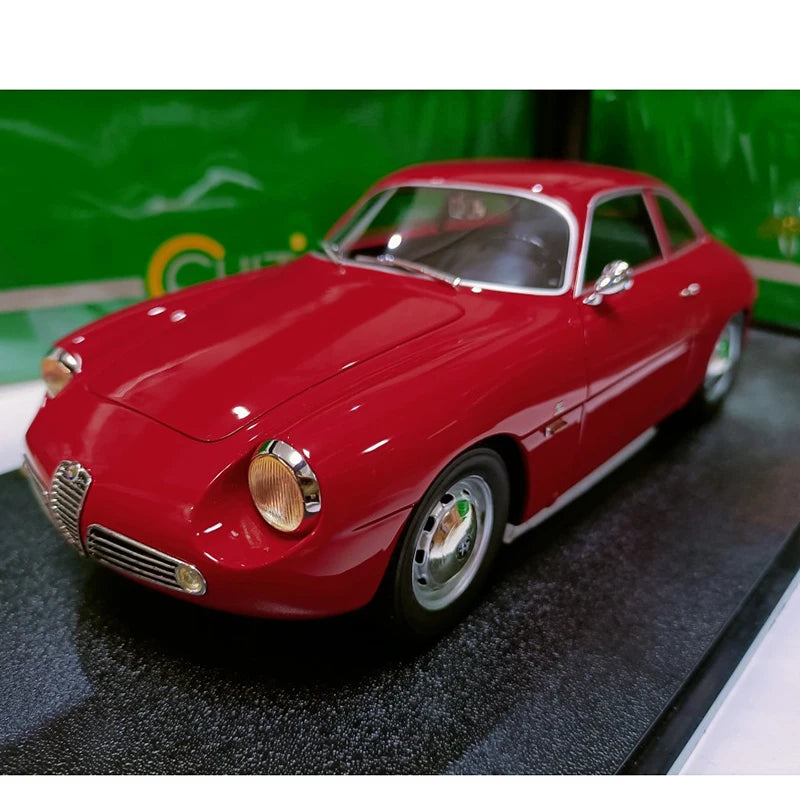 Diecast 1/18 Scale Alfa Romeo Sports Car Simulation Resin Car Model Collectible Ornament Gift Souvenir