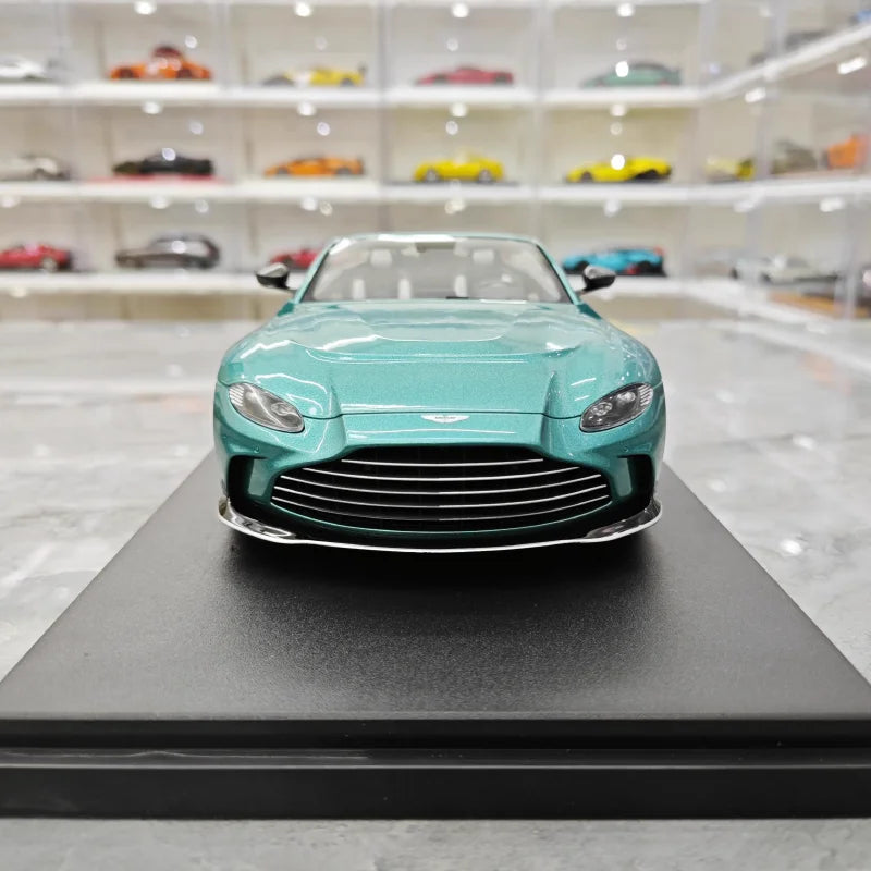 Diecast 1/18 Scale ASTON MARTIN V12 Cabriolet Simulation Resin Car Model Collectible Ornament Gift