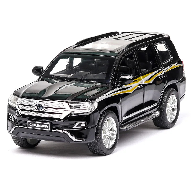 1:32 Toyota Land Cruiser Car Model Alloy Diecast Car Central Control Ornaments Sound & Light Toy Trendy Ornaments Gift For Kids